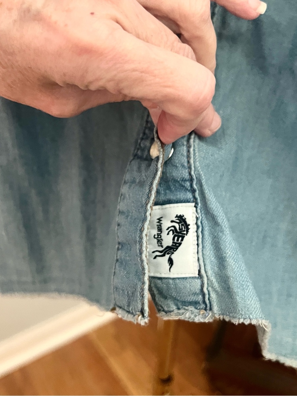 Wrangler Light Wash Denim Western Button-Down Shirt - Picture 6 of 11
